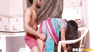 Indian Kaamwali Maid Screwed by Proprietor Greatest Bhabhi in Saree