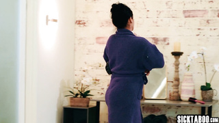 Hooked stepson wanted big tits stepmom