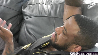 Black client fucked shemale therapist