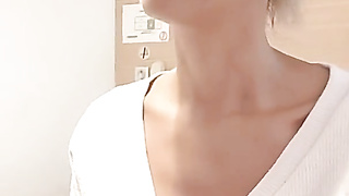 Miiana - DEFI : BAISE RECTAL avec un PUCEAU. 100% REEL