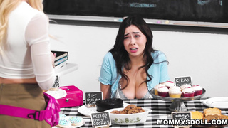 Serene enjoy eating Chloe's tasty pussy