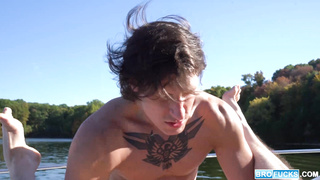 Dalton Riley fucked teen Caleb Morphy outdoor