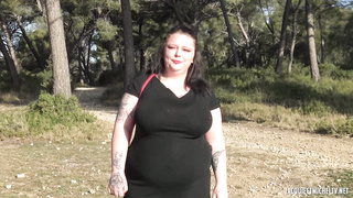 Jade, BBW, anal plugged