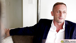 Latina wants a bigger slice of the pie