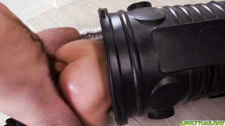 Benvi gets stucked in the vent and fucked