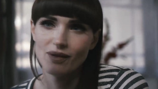 See tranny licks and fucks females pussy