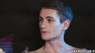 Trevor Harris Wants Anal Fuck From Pierce Paris