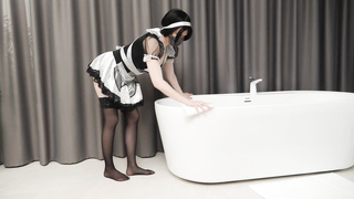 The maid agrees a pile for a high-class guest.