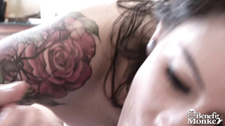 Anna de Ville meets the Hungrylla