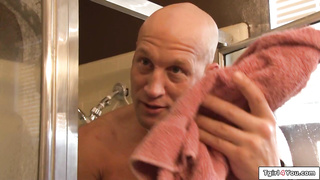 Trans babysitter Gianna Rivera assfucked