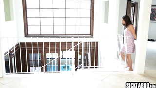 Stepdaughter sucking MILF stepmoms clit