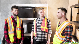 Blain and Hatler start coming onto Jonathan