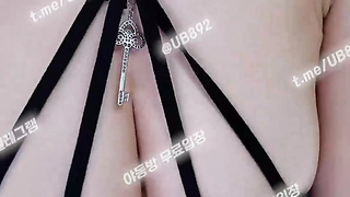 KBJ 쏘 팬방 수영복 여긴 수위 제한이 없나보네 풀버전은 텔레그램 UB892 온리팬스 트위터 한국 최신 국산 성인방 야동방 빨간방 Korea
