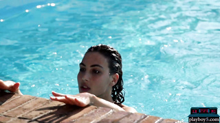 Big ass and tits Italian MILF outdoor