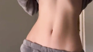 Tasty teenie vulva - Maiskiii