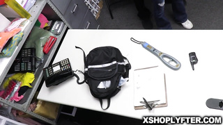 Jack pulls his cock out to negotiate with Veronica