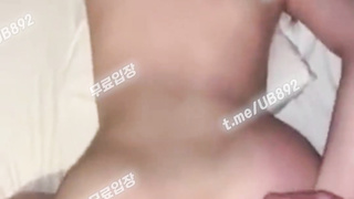 1964 자취방에서 여친몰래 좔영하다 걸림 풀버전은 텔레그램 UB892 온리팬스 트위터 한국 최신 국산 성인방 야동방 빨간방 Korea