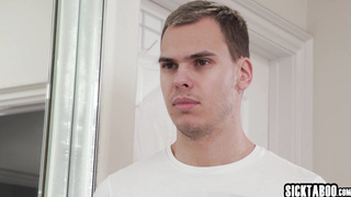 Stepmom gave her tight ass to stepson