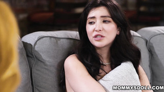 StepMom threesome sex with one of Chloes classmate