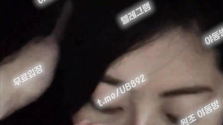 2037 책상 밑에서 열심히 빨아주는 비서년 풀버전은 텔레그램 UB892 온리팬스 트위터 한국 최신 국산 성인방 야동방 빨간방 Korea