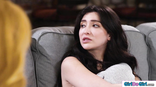 Coed walks in on stepmom licking bully