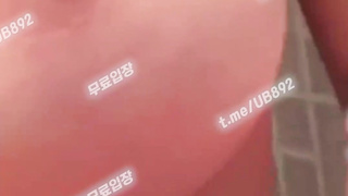 2056 가슴은 이쁜데 보지는 펄럭 보지네 풀버전은 텔레그램 UB892 온리팬스 트위터 한국 최신 국산 성인방 야동방 빨간방 Korea