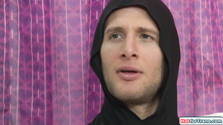 Ts cheerleader Laela Knight is asslicked