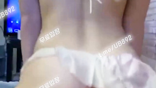 2119 엉덩이도 이쁘고 허리놀림이 상당하네 풀버전은 텔레그램 UB892 온리팬스 트위터 한국 최신 국산 성인방 야동방 빨간방 Korea