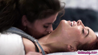 IT technician makes love with her client