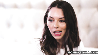 Stepmom and stepdaughters steamy scenes