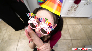 Mature mom and sis gave BJ for birthday