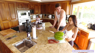 Teens juicy pussy is ready for bang