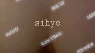 2363 몸매 좋고 특히 뒷태 골반 오지는 트위터 시혜 문신녀 풀버전은 텔레그램 UB892 온리팬스 트위터 한국 최신 국산 성인방 야동방 빨간방 Korea