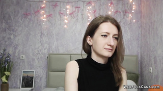 Brunette amateur babe teasing viewers on webcam