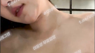 2444 여캠 벗방 팬방 올노출 보지도 다 나옴 풀버전은 텔레그램 UB892 Korea 한국 최신 국산 성인방 야동방 빨간방 온리팬스 트위터