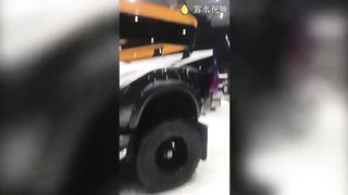 Remote Hitachi at Autoshow !