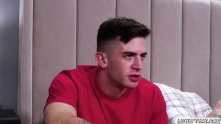 Jay Tee open his mouth for a facial from horny friends