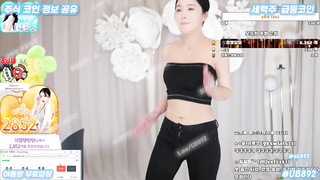 2480 KBJ 플렉스 티비 이여름 방송중 가슴 꼭지 노출 후 도망 풀버전은 텔레그램 UB892 Korea 한국 최신 국산 성인방 야동방 빨간방 온리팬스 트위터