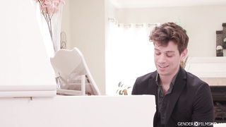 Meet my beauty trans gf Crystal Thayer