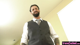 Stud boyfriend sucked shemales big cock