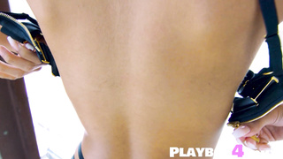 Cute babe showed stunning natural body