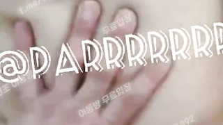 2510 트위터 파르르 육덕 걸래년 허리라인만큼은 봐줄만함 풀버전은 텔레그램 UB892 Korea 한국 최신 국산 성인방 야동방 빨간방 온리팬스 트위터