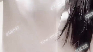 2533  트위터 0r7i 몸매 괜찮고 보짓살 통통 하고 박음직 하게 생김 풀버전은 텔레그램 UB892 Korea 한국 최신 국산 성인방 야동방 빨간방 온리팬스 트위터