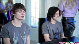 Foursome with MILFs Before Going to College