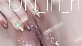 2600 후장을 쑤시는데도 질질 싸는년 풀버전은 텔레그램 UB892 Korea 한국 최신 국산 성인방 야동방 빨간방 온리팬스 트위터