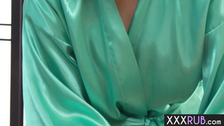 Sexy blonde MILF masseuse gave a blowjob