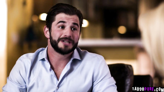 Lola got fucked from the guy at the dating app