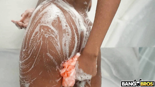 Black Daughter Drops The Soap On Purpose