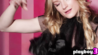 Passion posing session with big ass teen