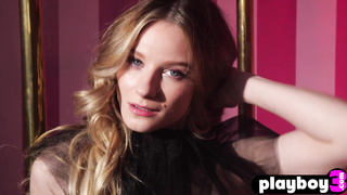 Passion posing session with big ass teen